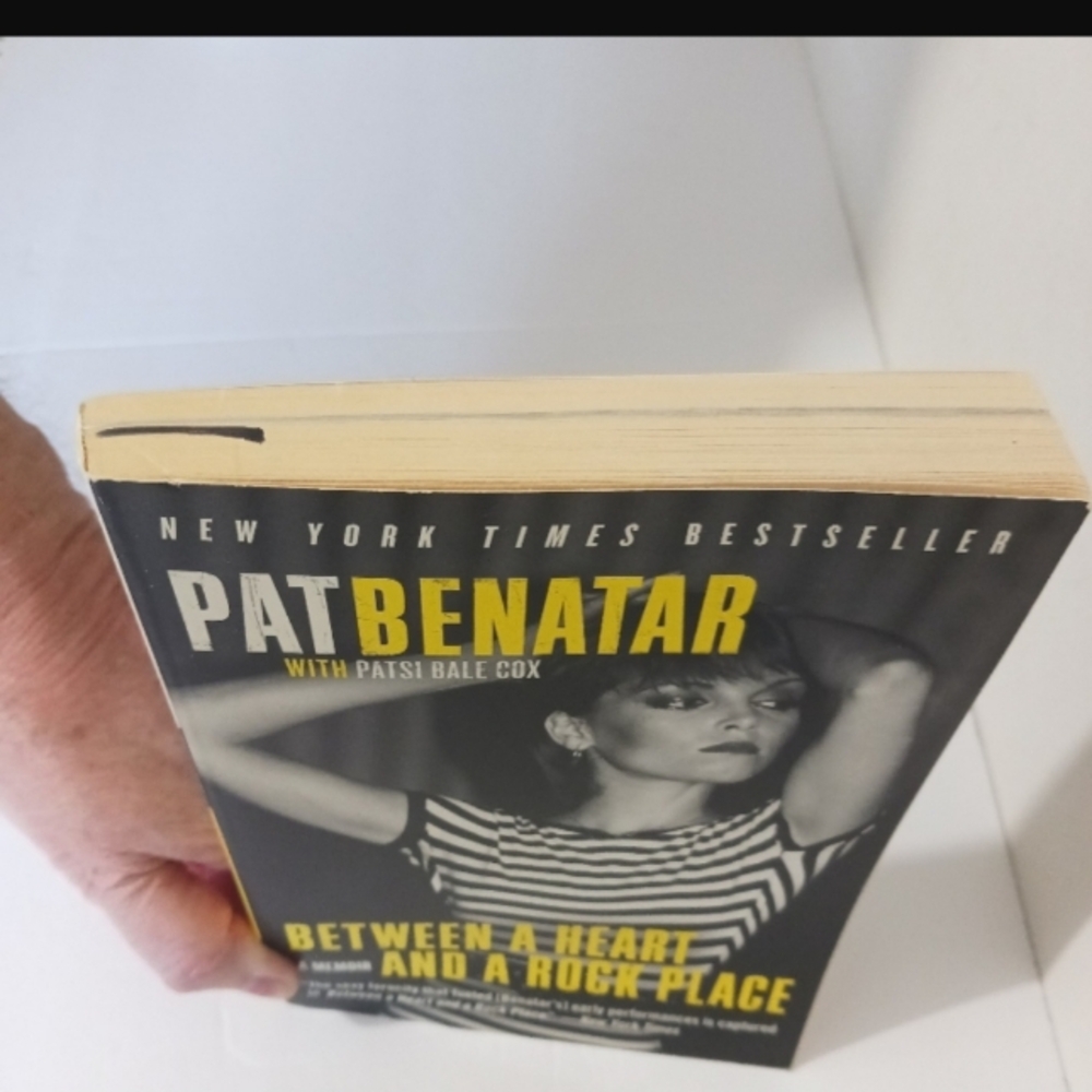Between A Heart And A Rock Place, A Memoir by Pat Benatar w/ Patsi B Cox - READ - Picture 4 of 7
